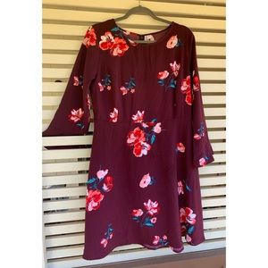 💋 OLD NAVY Maroon fit and flare long sleeve dress